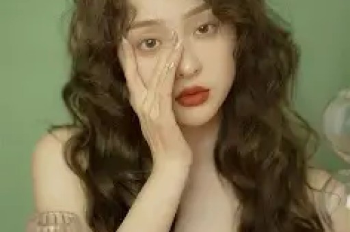 300万粉丝的网红塌房同时交6位女朋友见面不逛街直接开房