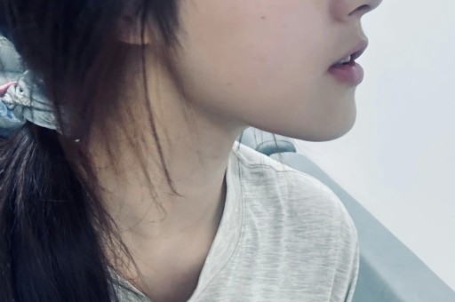 网红仙洋直播直言不怕任何人举报透露已交往女友将暂退网络