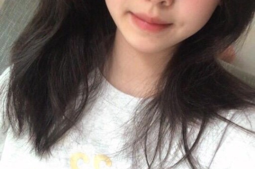 1天曝3大瓜！顶流女星签协议、约会激吻、知三当三各个炸裂