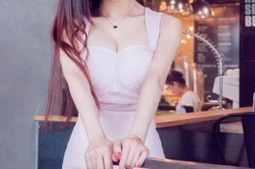 高迪自曝与大美的“网红恋曲”：酒店同房一幕、马赛克恋情与直播倦怠