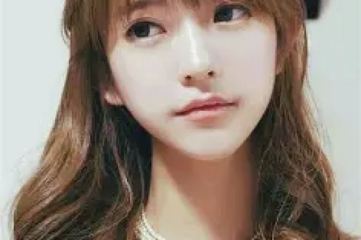 抖音排名第一的网红路子越来越野了
