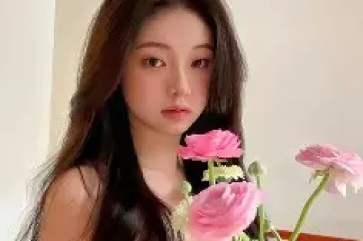 网红“迅猛龙特蕾莎”会员直播引热议因操作失误公开回应真相！
