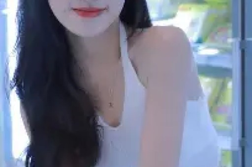 直播把未成年女生6次摁进鱼缸画面好残忍！快手又一精神小妹网红被封禁